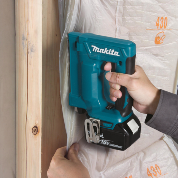 Capsator MAKITA DST112Z