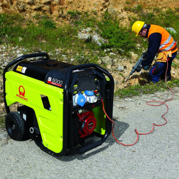 Generator curent monofazat motor HONDA PRAMAC S5000 5.3 kVA - imagine 2