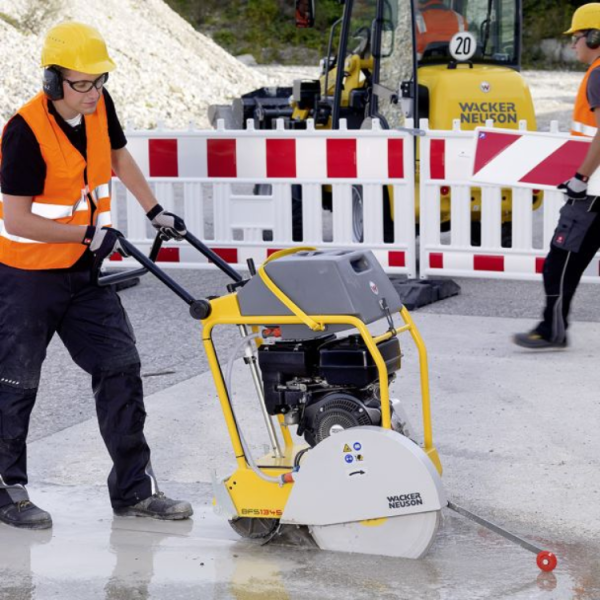 Masina de taiat asfalt Wacker Neuson BFS1345 motor HONDA - imagine 2