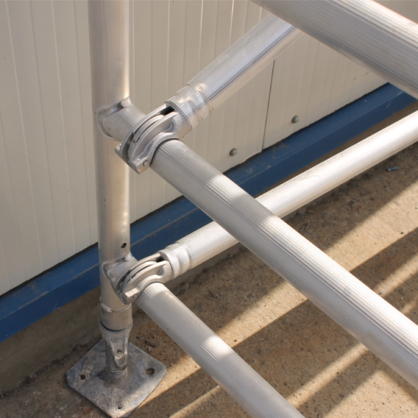 Schela turn din aluminiu ProTOWER Hmax de la 7 m la 13 m (1)