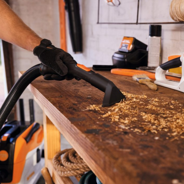 https://eurotech-iasi.ro/magazinonline/wp-content/uploads/2025/02/Aspirator-cu-acumulator-STIHL-SEA-60-L-7.png