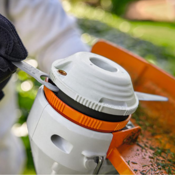 FSA 30 Trimmer cu acumulator si incarcator