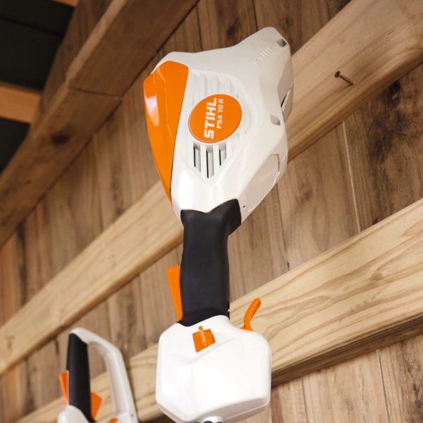 Motocosa cu acumulator si incarcator STIHL FSA 70