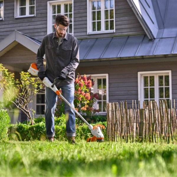 Motocosa STIHL FSA 50 fara acumulator si incarcator