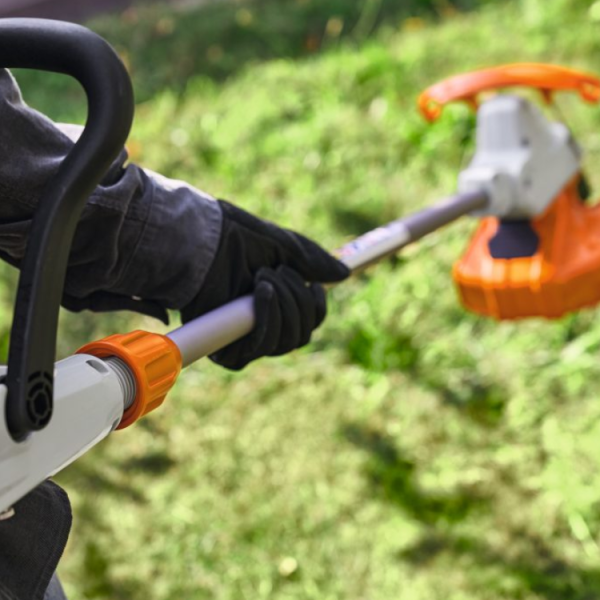 Motocosa STIHL FSA 50 fara acumulator si incarcator