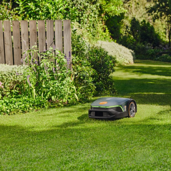 Robot de tuns gazonul iMOW 6 EVO STIHL