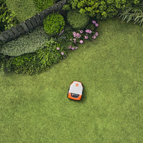 Robot de tuns gazonul iMOW 6.0 STIHL