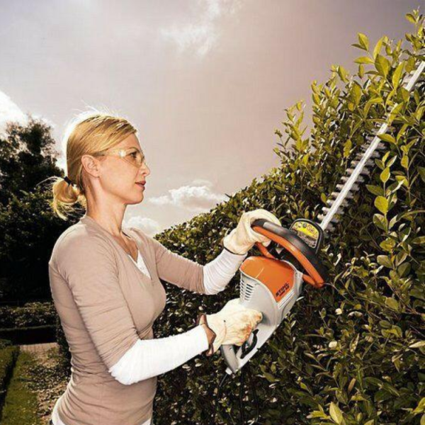 Foarfeca electrica gard viu 50 cm STIHL HSE 52